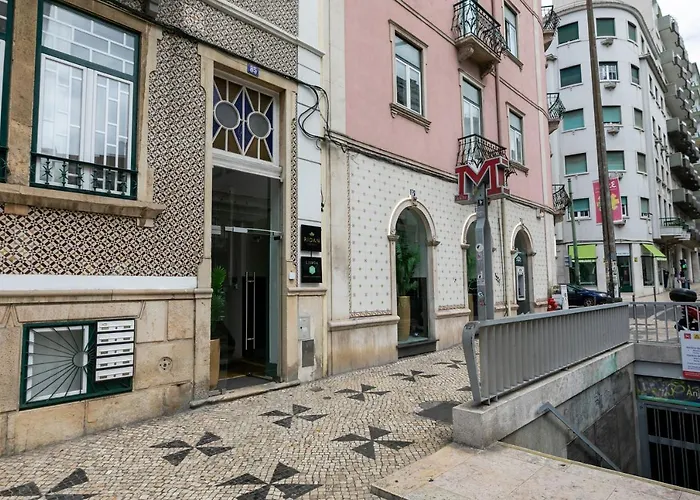 Hotel 85 & By Ridan 3*