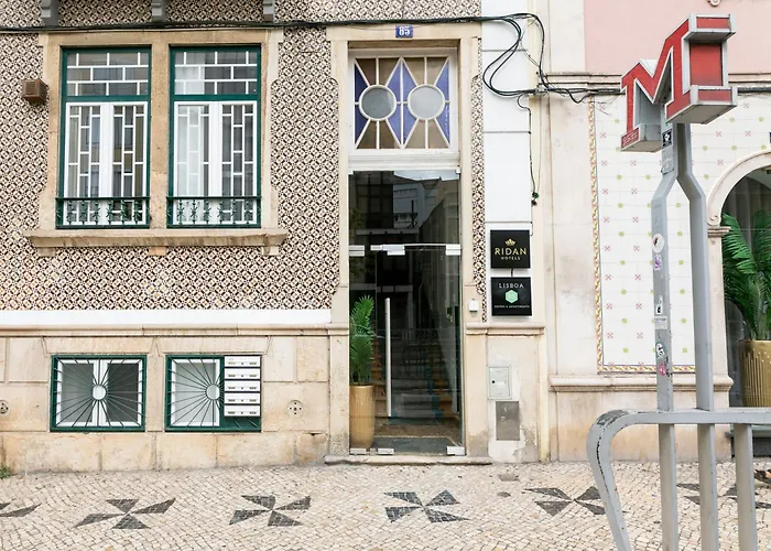 Hotel 85 & By Ridan 3*