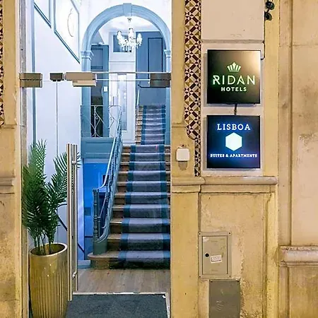 85 & By Ridan Szálloda Lisboa