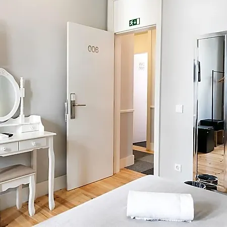 85 & By Ridan Lisboa